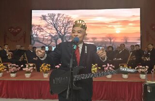 溫情暖冬，共賀生辰 | 燕達養(yǎng)護中心隆重舉辦新年首場集體生日會