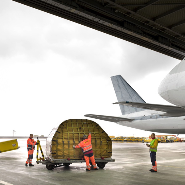 機(jī)場(chǎng) 機(jī)場(chǎng)