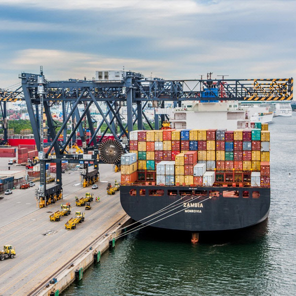 集裝箱港口 集裝箱港口