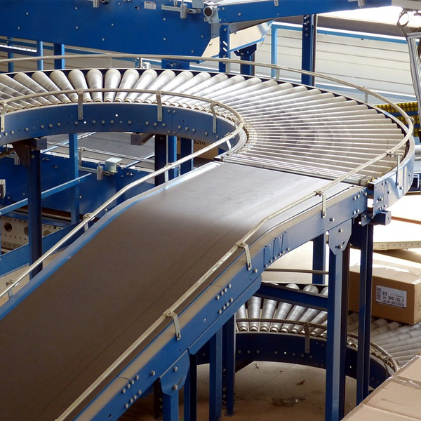 輸送機(jī) 輸送機(jī)